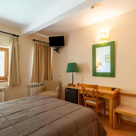 Hotel Galayos-2